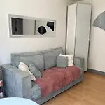 Charmant Studio Pres Des Champs Elysees