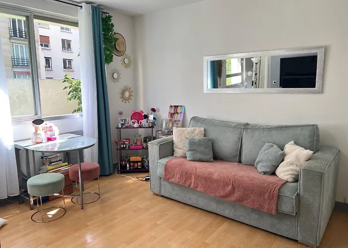 Charmant Studio Pres Des Champs Elysees